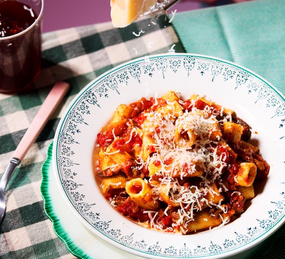 Porcini mushroom, tomato & rosemary pasta A bowl of porcini mushroom, tomato & rosemary pasta