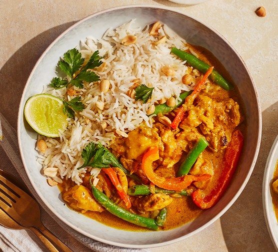 Chicken satay curry with rice